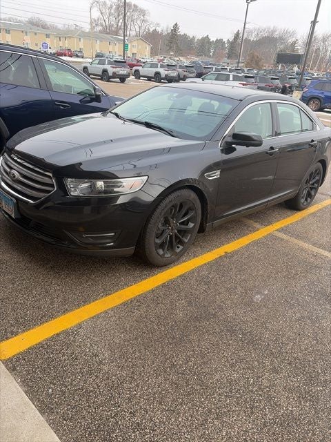 2015 Ford Taurus SEL