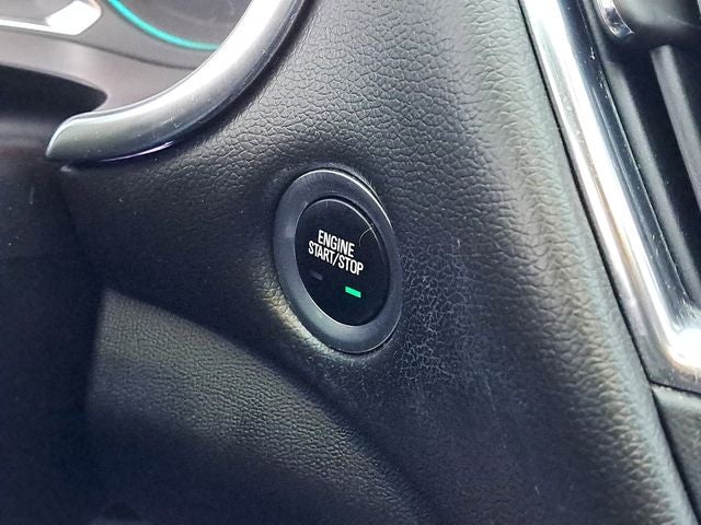 2017 Chevrolet Malibu LT 1LT