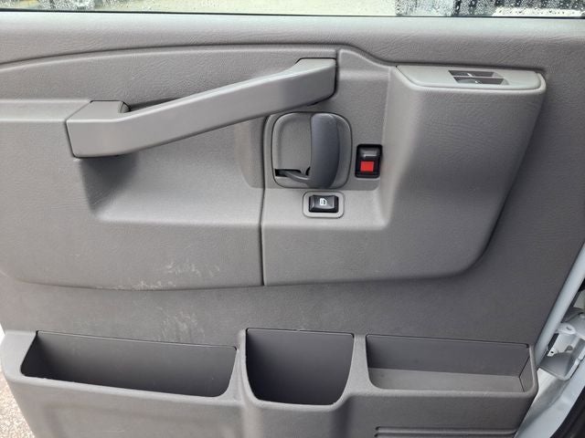 2022 GMC Savana 3500 Work Van