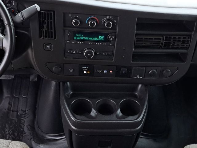 2022 GMC Savana 3500 Work Van