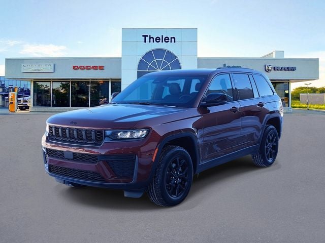 2026 Jeep Grand Cherokee Laredo