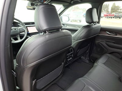 2026 Jeep Grand Cherokee Laredo