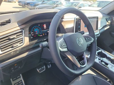 2025 Volkswagen Atlas 2.0T SEL Premium R-Line