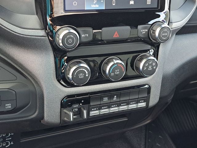 2026 RAM Ram 3500 Chassis Cab Tradesman 167.5 WB