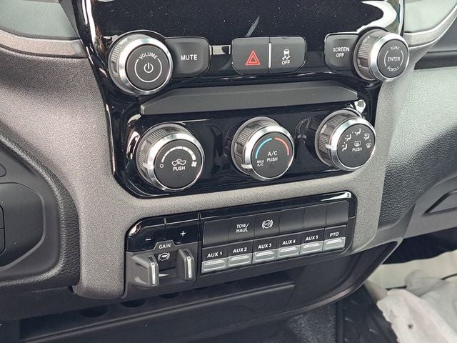 2026 RAM Ram 3500 Chassis Cab Tradesman 167.5 WB