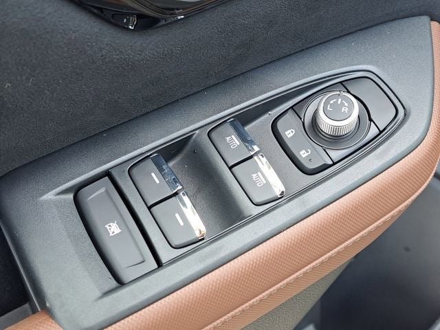 2025 Subaru FORESTER Touring Hybrid