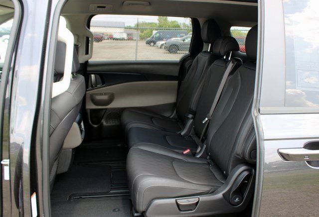 2026 Kia Carnival Hybrid LXS