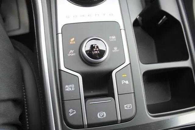 2025 Kia Sorento Hybrid EX