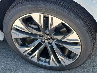 2025 Audi Q8 55 Premium Plus quattro