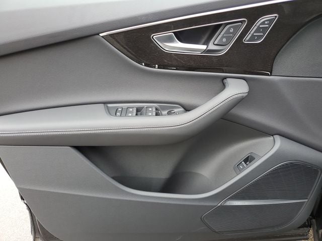 2026 Audi Q7 55 Premium Plus quattro