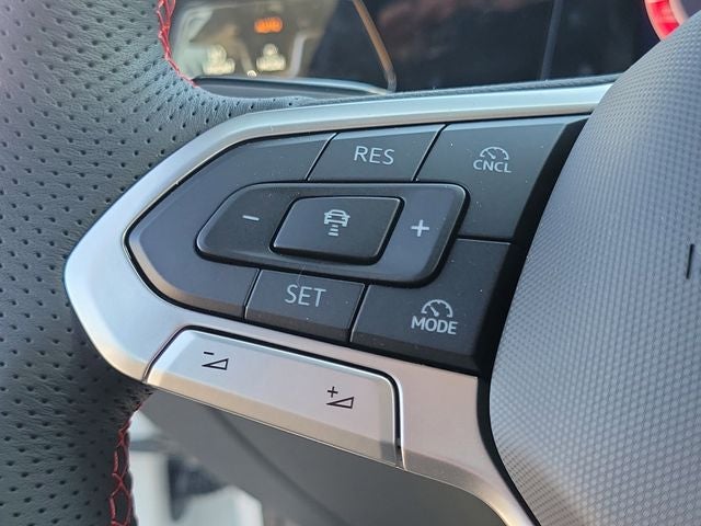 2025 Volkswagen Golf GTI 2.0T SE