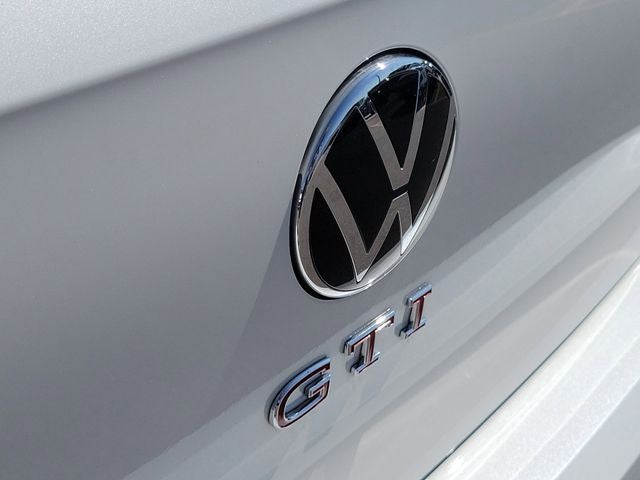 2025 Volkswagen Golf GTI 2.0T SE