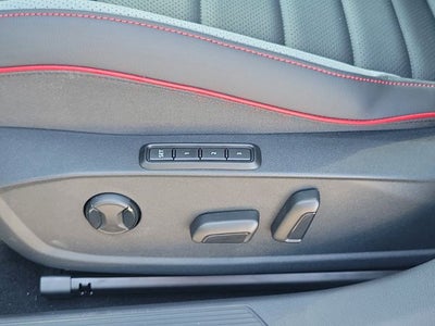 2025 Volkswagen Golf GTI 2.0T SE