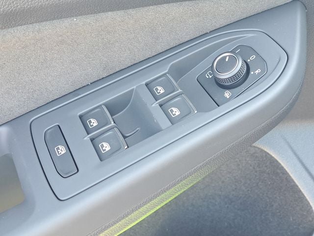 2025 Volkswagen Golf GTI 2.0T SE