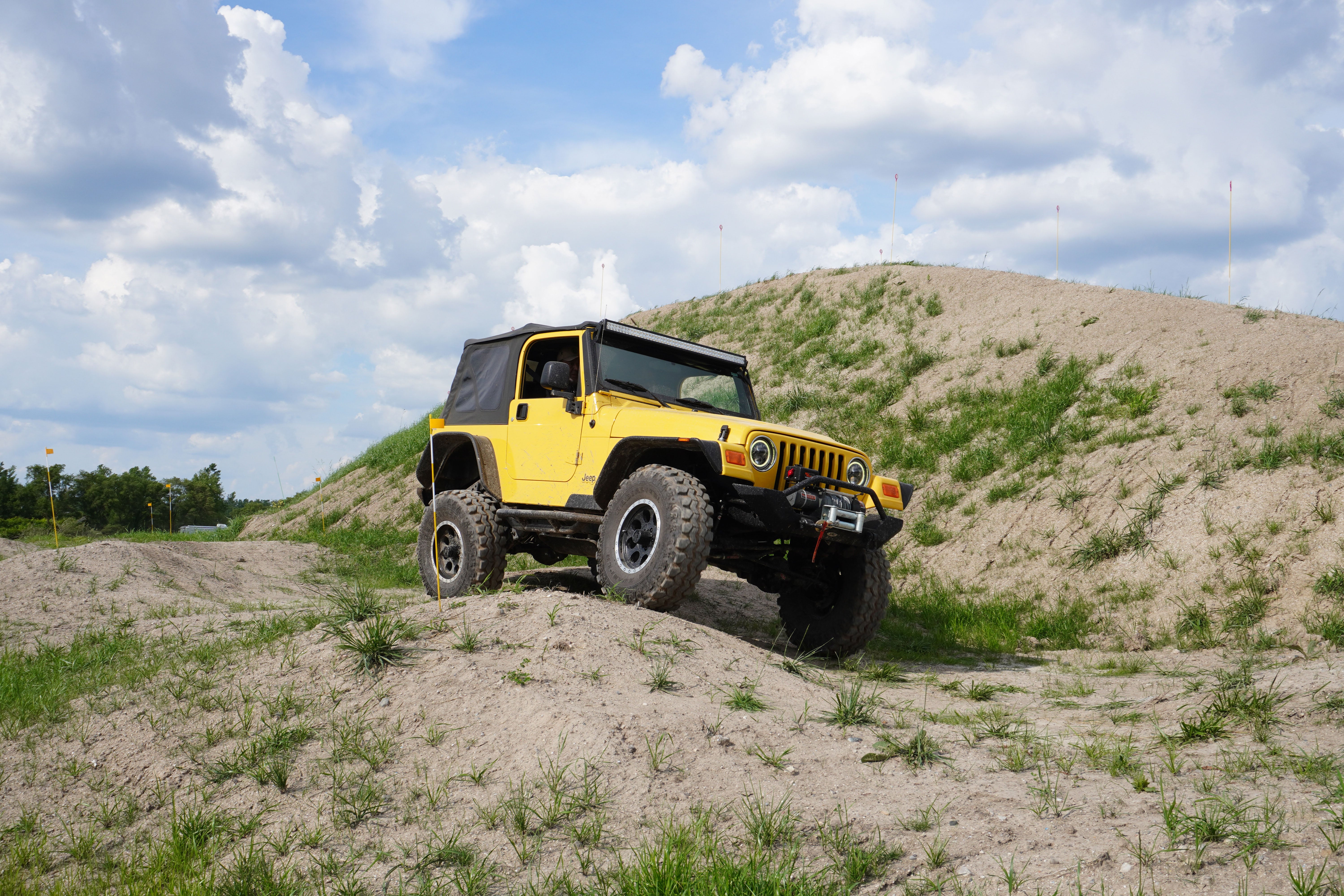 Thelen Jeep Track Articulation Mounds